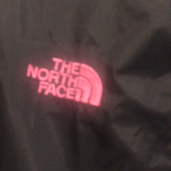 North Face Black Windbreaker Jacket - Picture 3 of 3